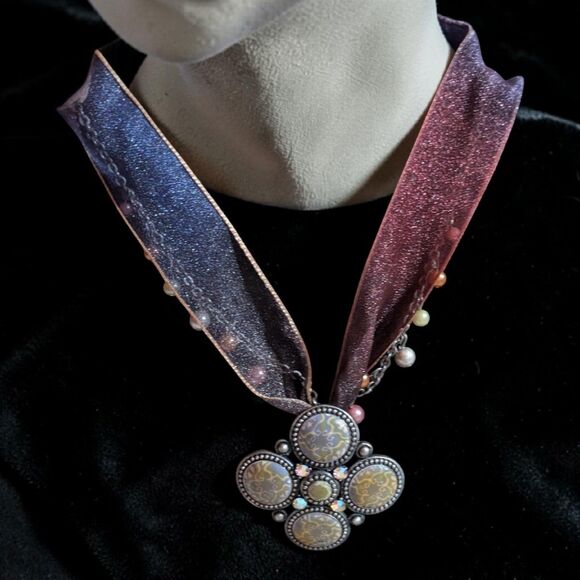 Jewelry - Boho Ribbon Choker Necklace Pink Purple Iridescent Pendant Fairycore Cottagecore